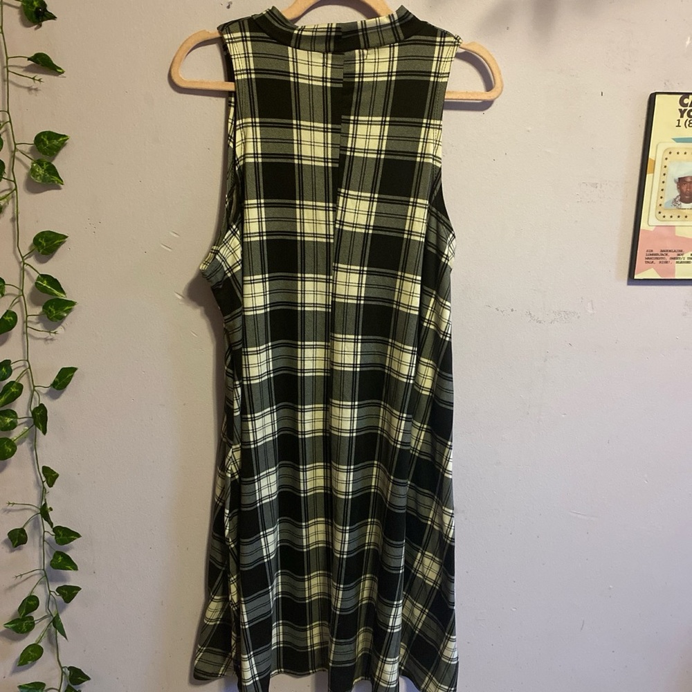 Checkered dress worn once